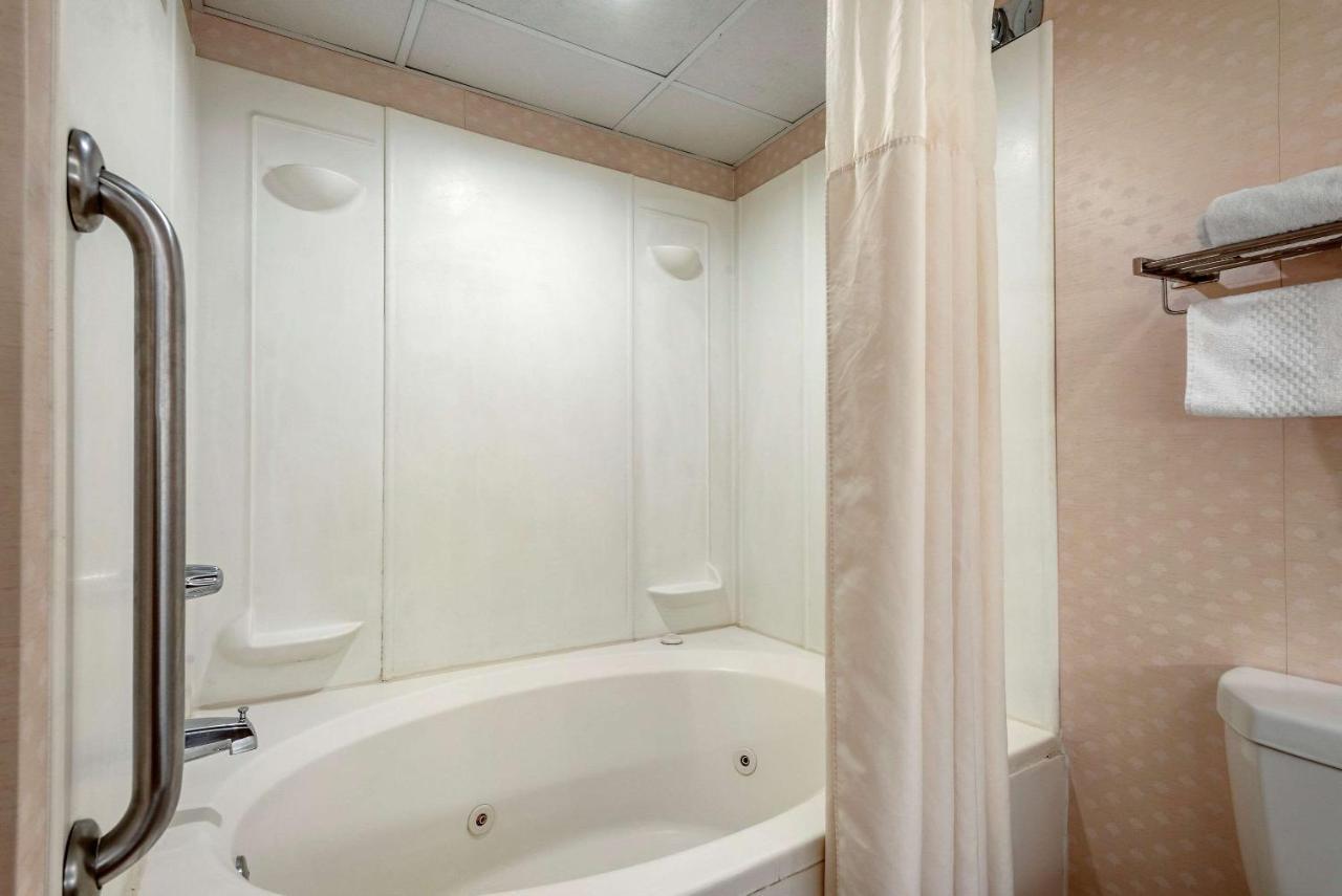Quality Montgomeryville-philadelphia Hotel 3*