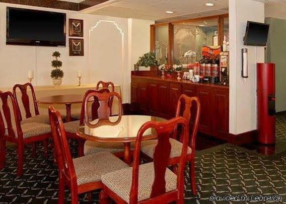 Quality Montgomeryville-philadelphia Hotel